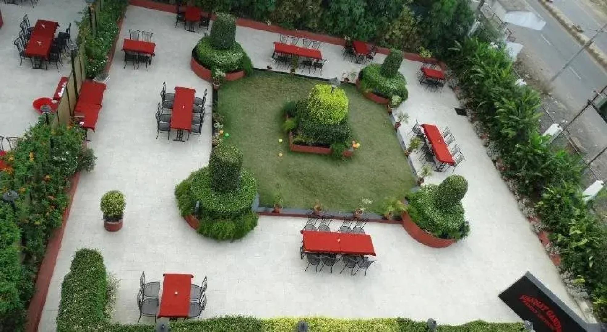 Hotel Manju Palace