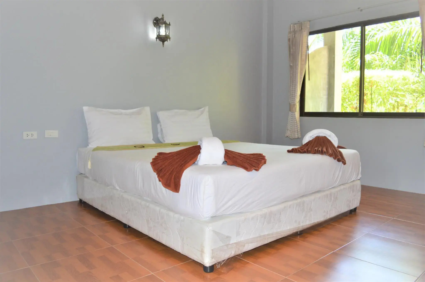 B Square Hotel