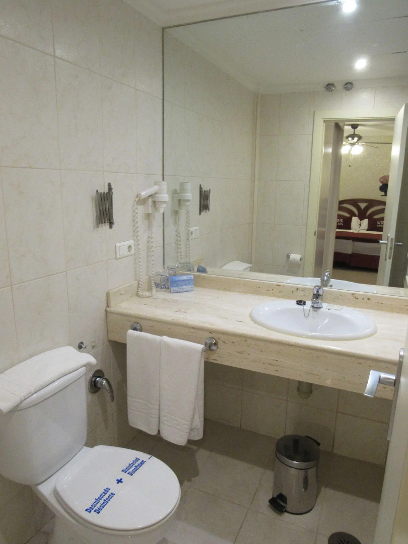 Отель Los Arcos