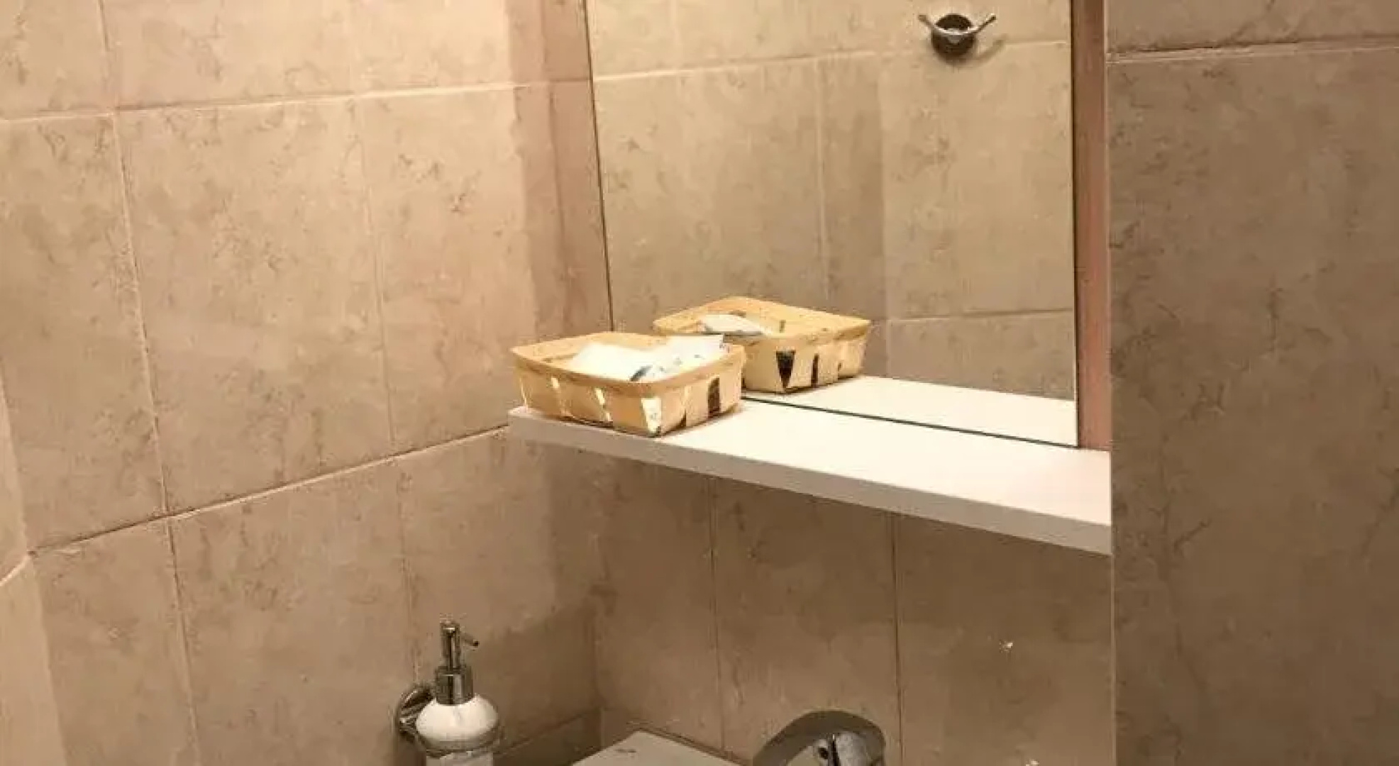 Уголок
