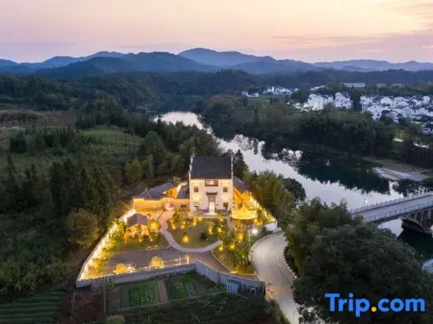 Yunshui Yishe Hostel