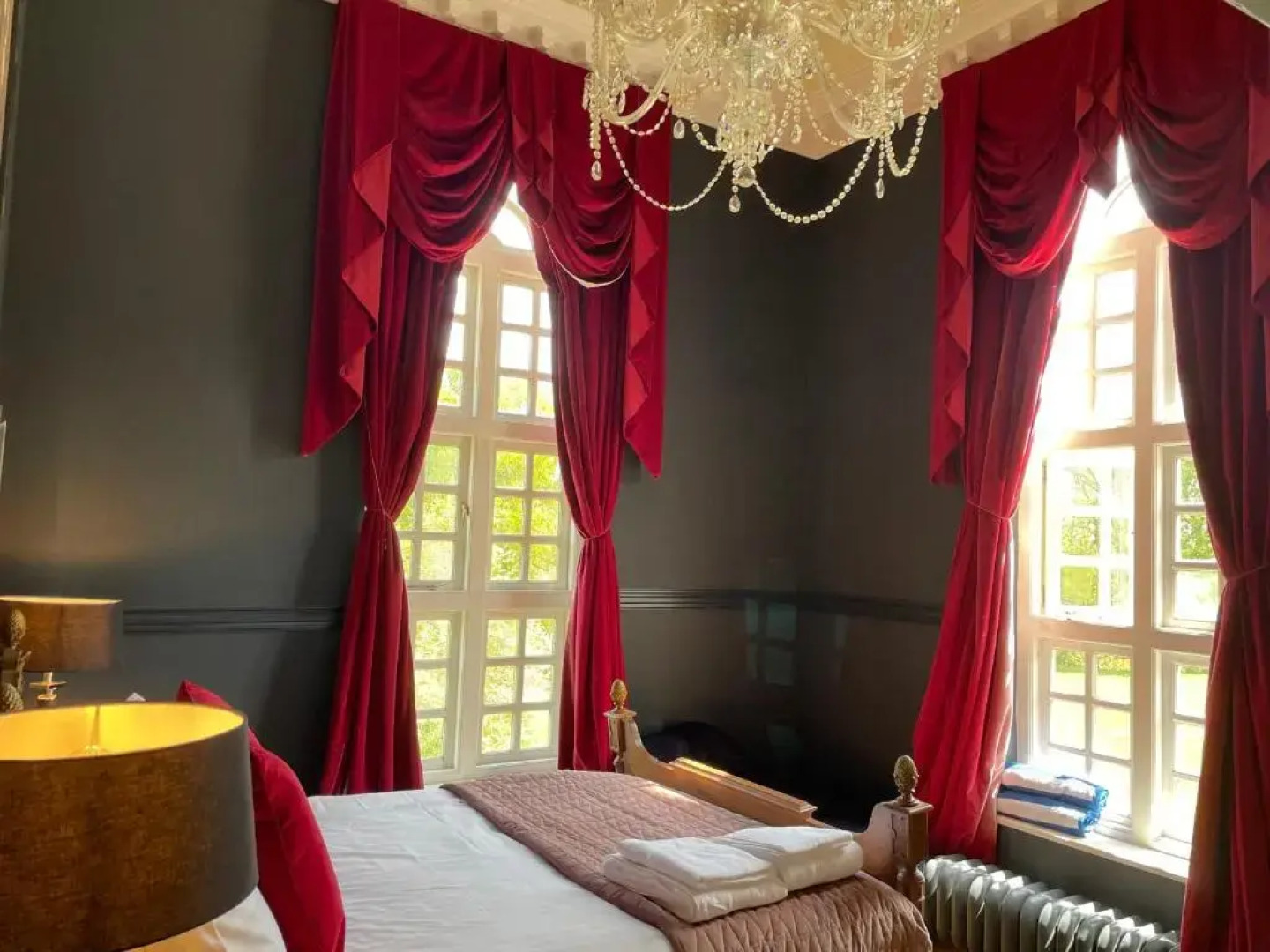 Eastwood Observatory: 12 bedrooms, swimming pool and tennis court