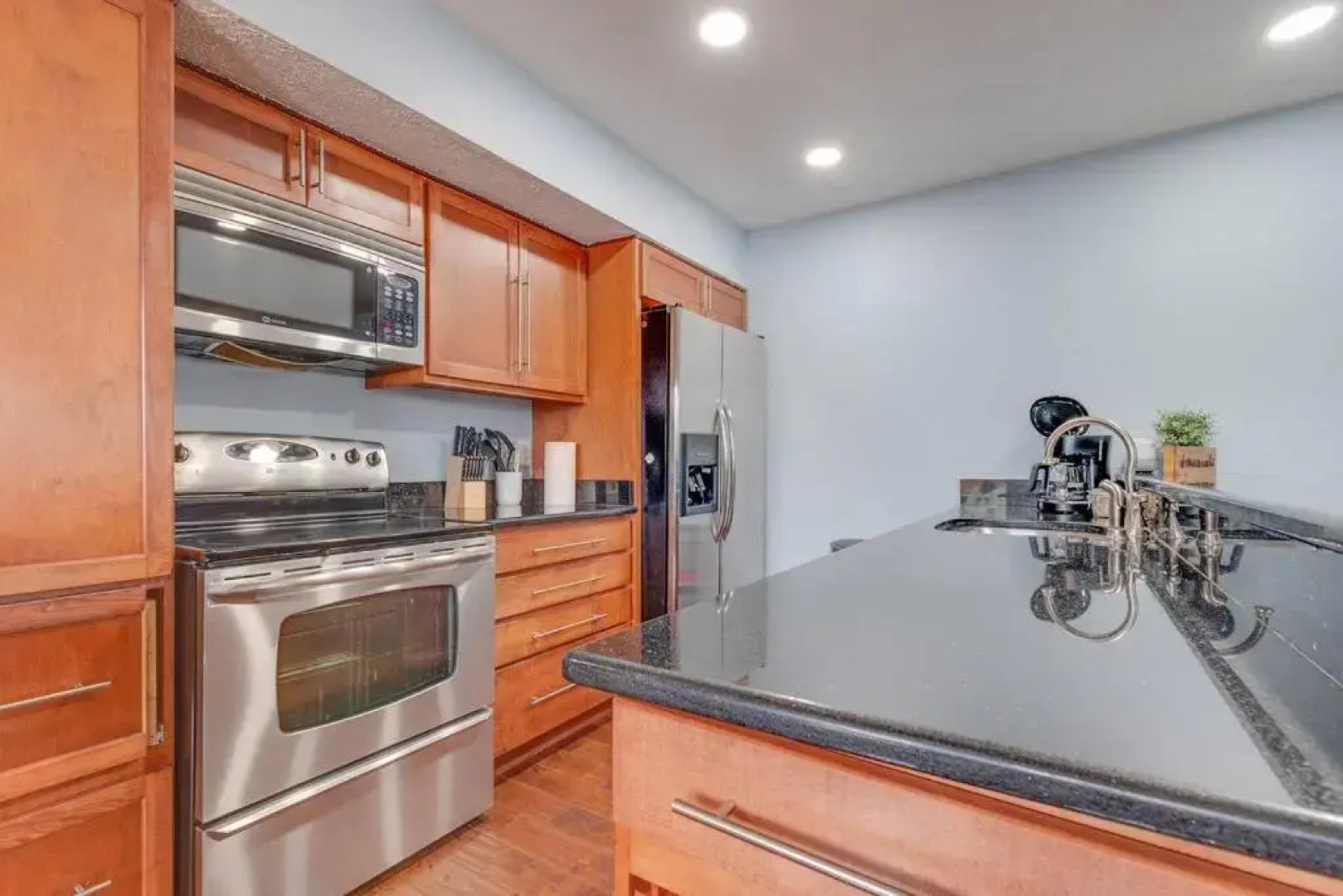 Cozy 3br/2bath vacation house at Lake Travis