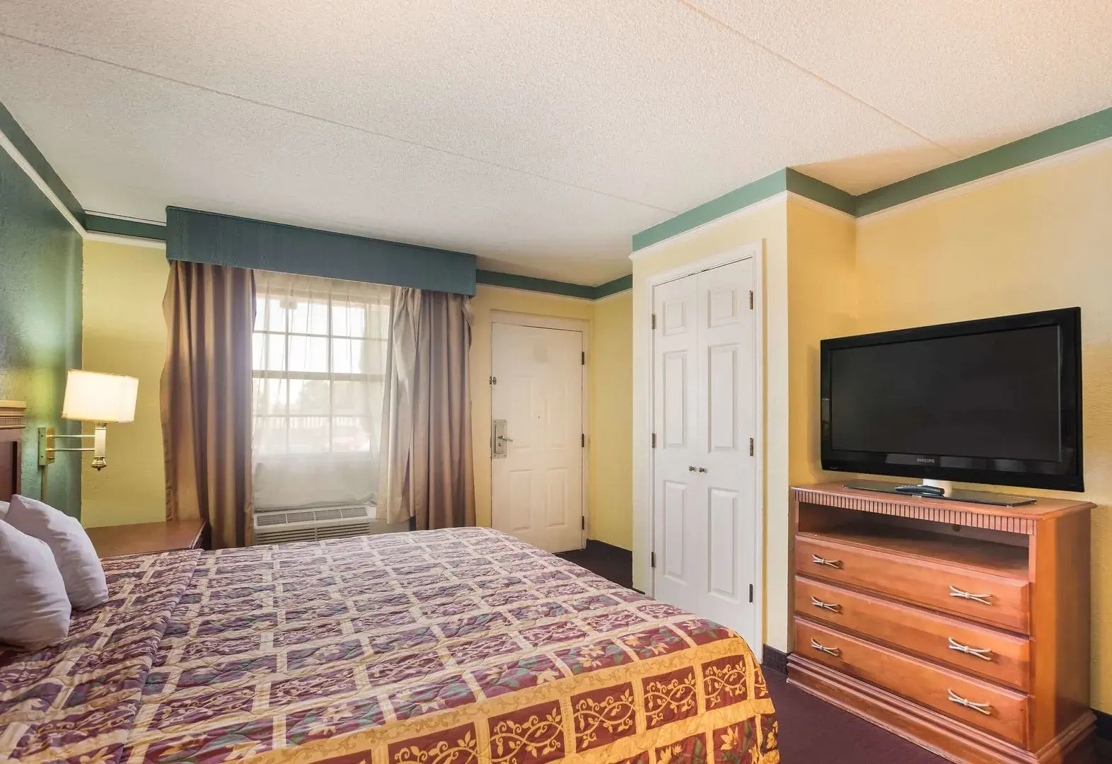 Bhagat Hotels Stone Mountain Atlanta BW Signature Collection