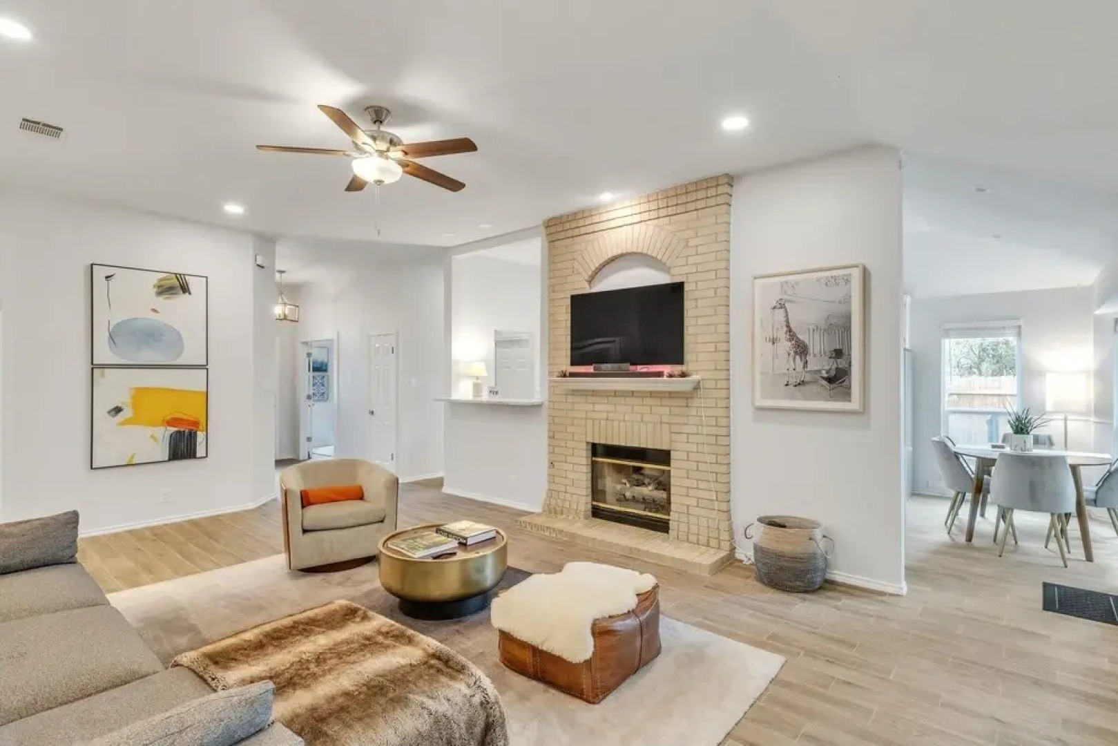 The Garden House 4 Bedroom Home by RedAwning