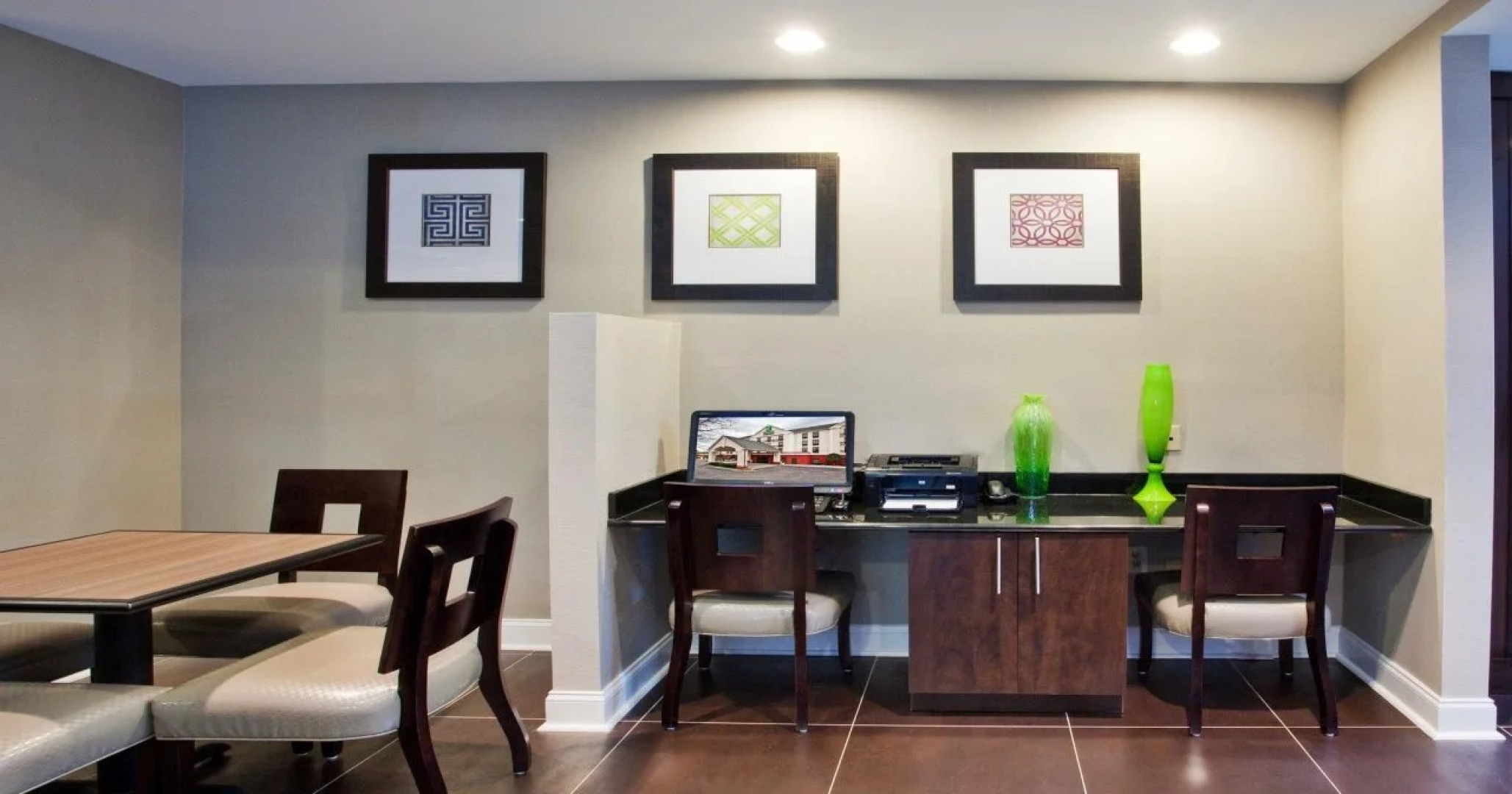 Holiday Inn Express Atlanta West - Theme Park Area by IHG