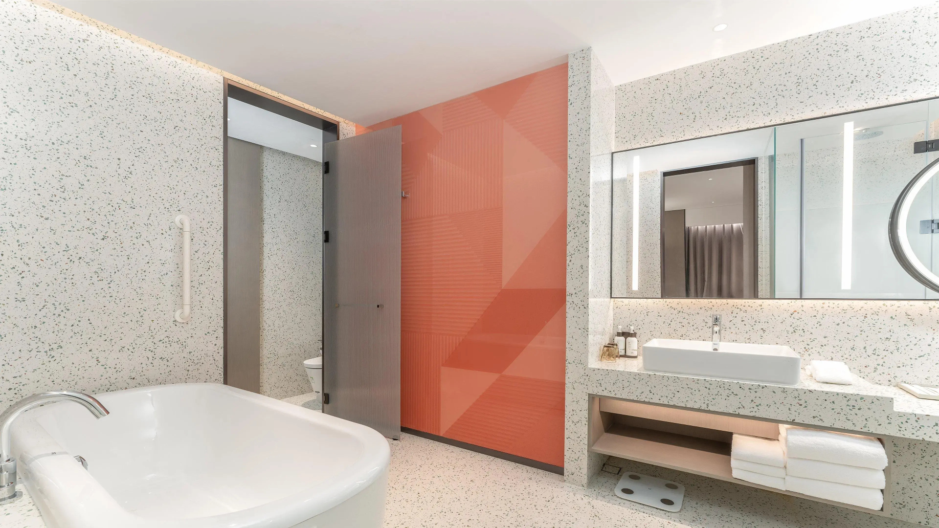 EVEN Hotel Zhongshan City Center by IHG