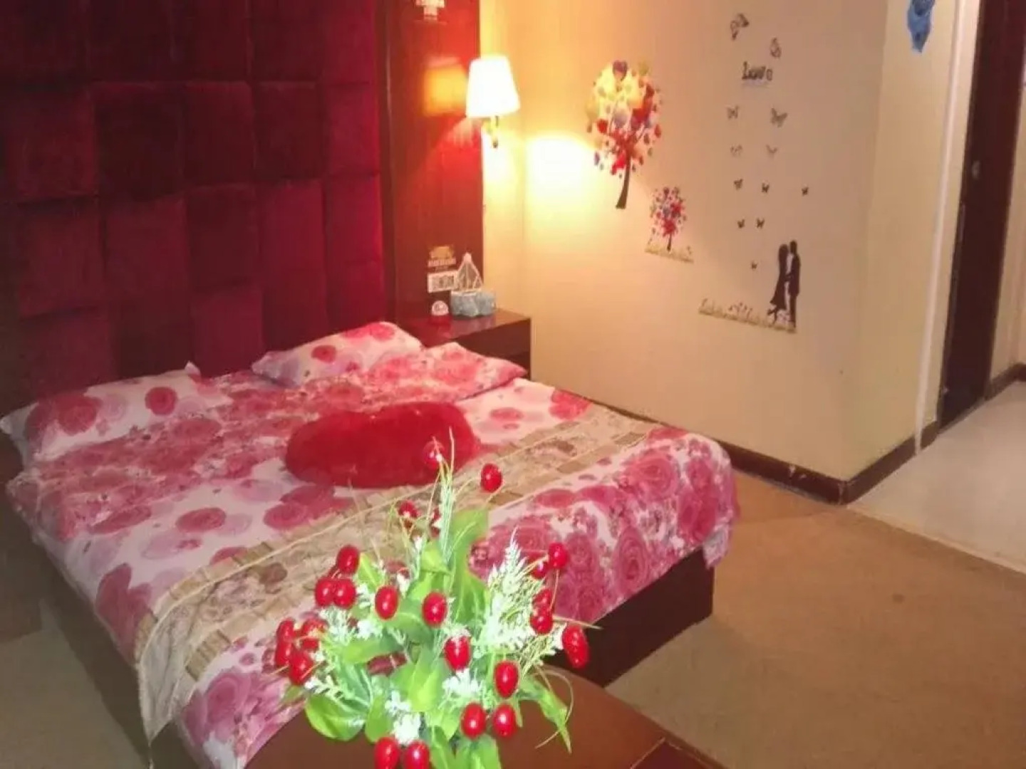 Dalateqi Letian Huihao Express Hotel