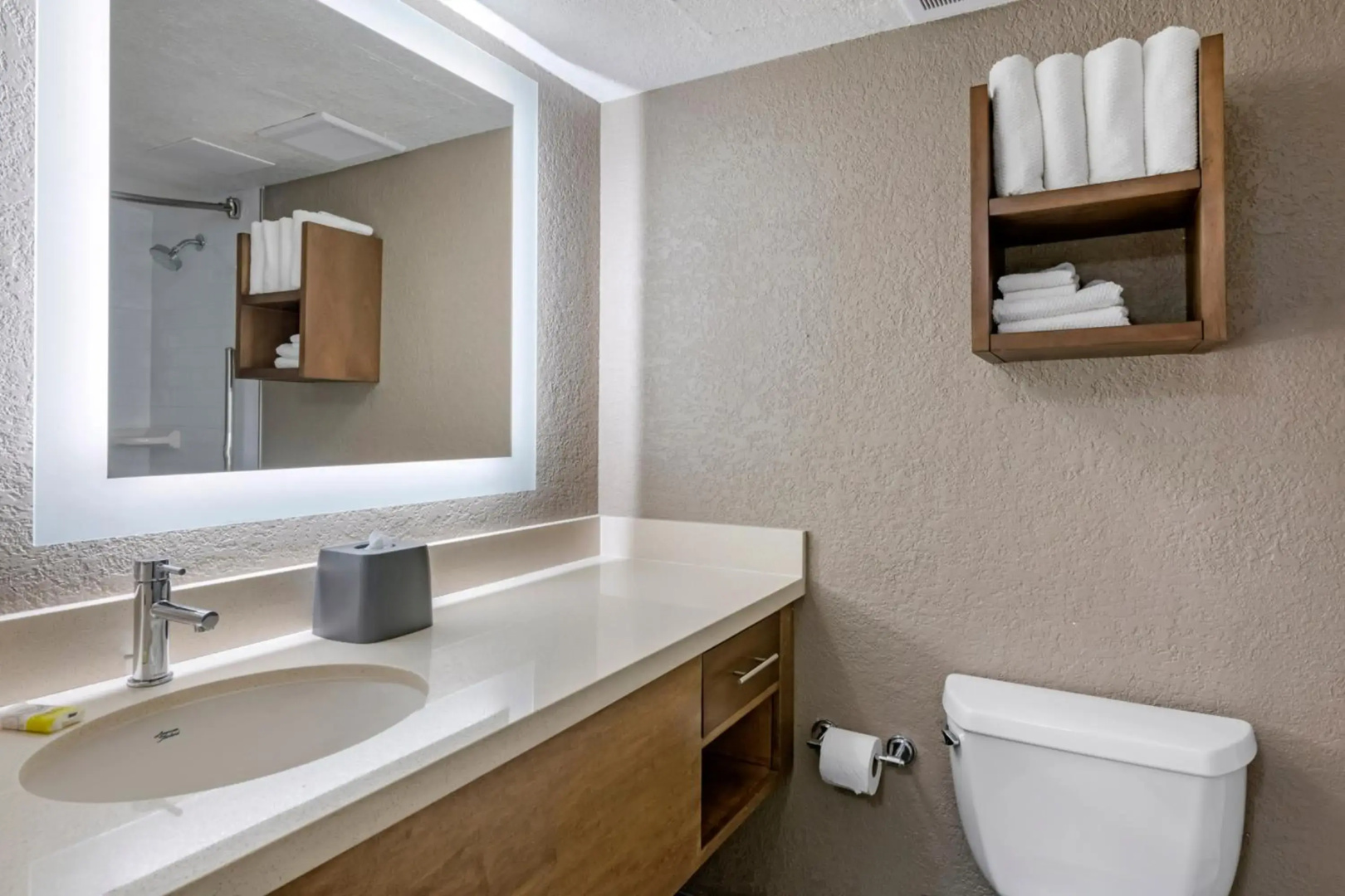 Staybridge Suites Orlando Royale Parc Suites by IHG