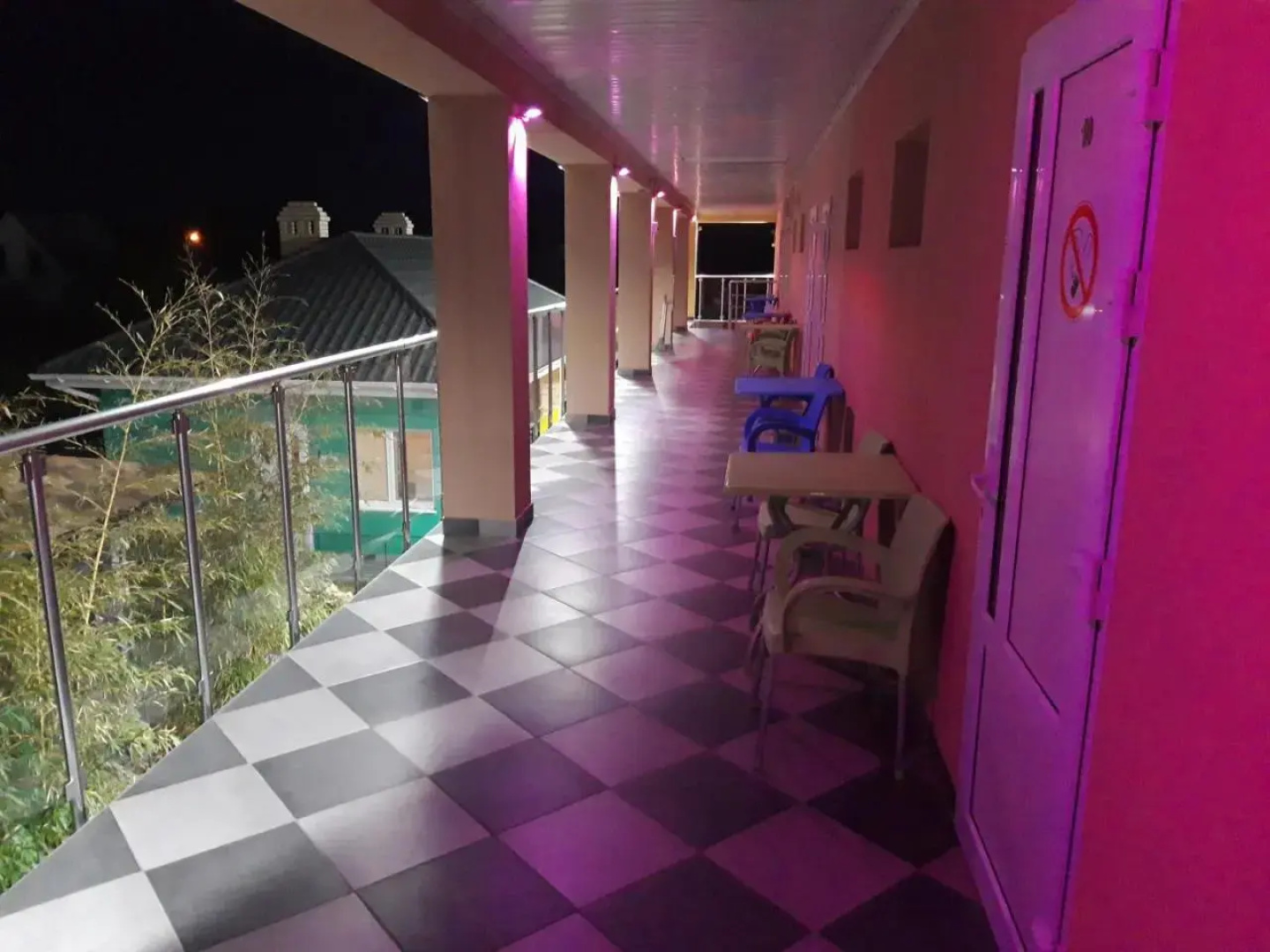 Hotel Jonik Land