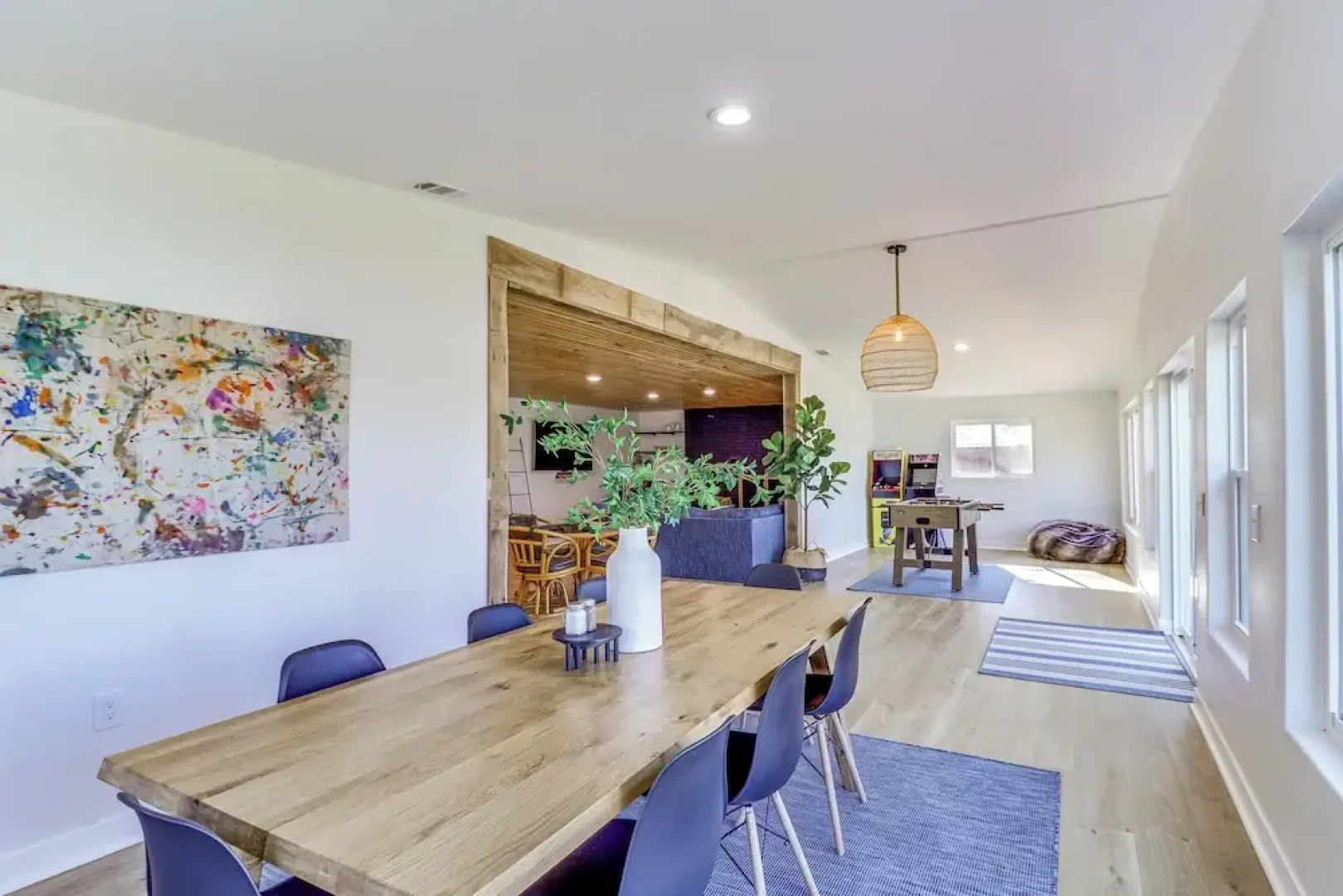 Modern Buckeye Lake Retreat: Game Room & Fire Pit!