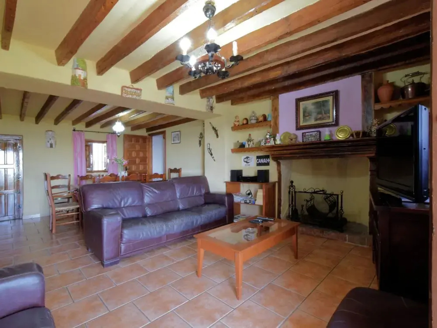 Comfortable Cottage in Periana With Swimming Pool