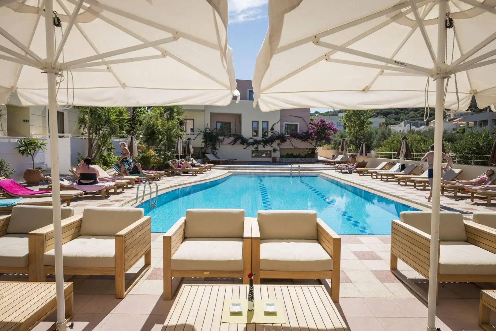 Oscar Suites & Village