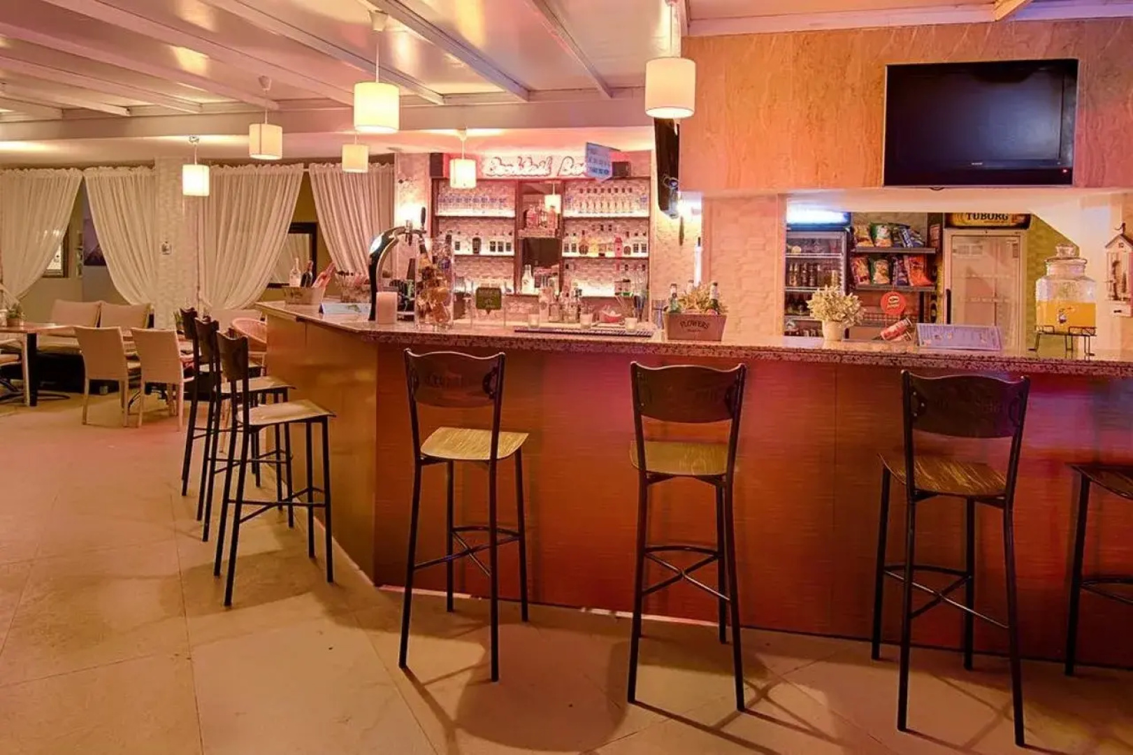Romance Club Hotel