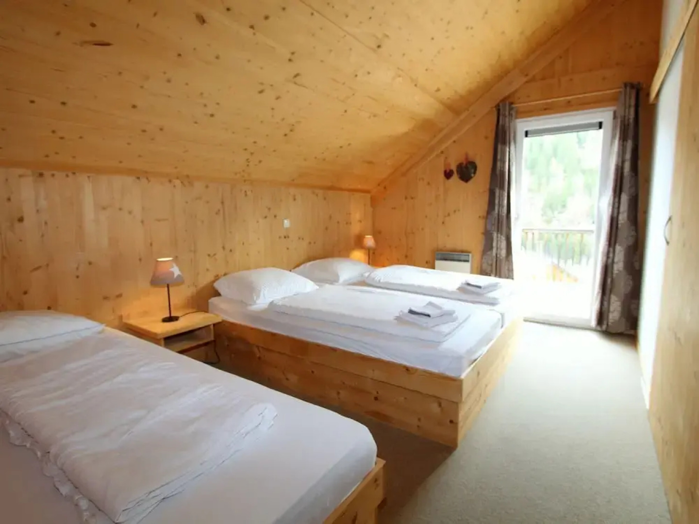 Luxurious Holiday Home in Stadl an der Mur with Hot Tub