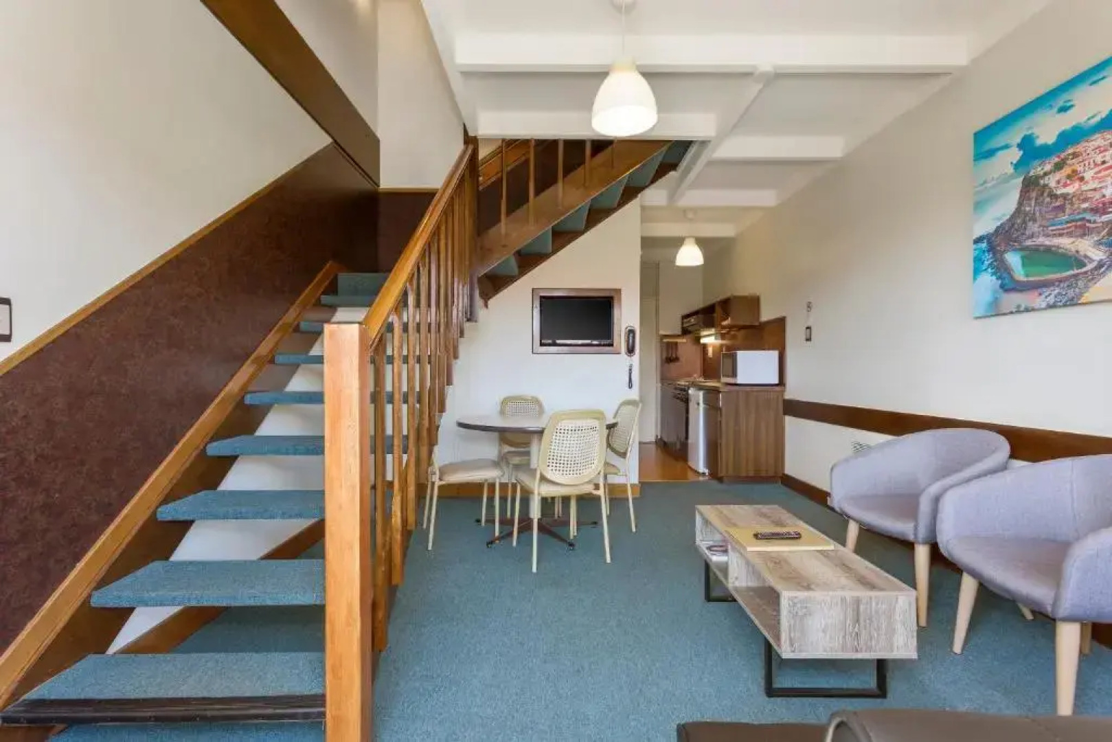 Village Family Motor Inn