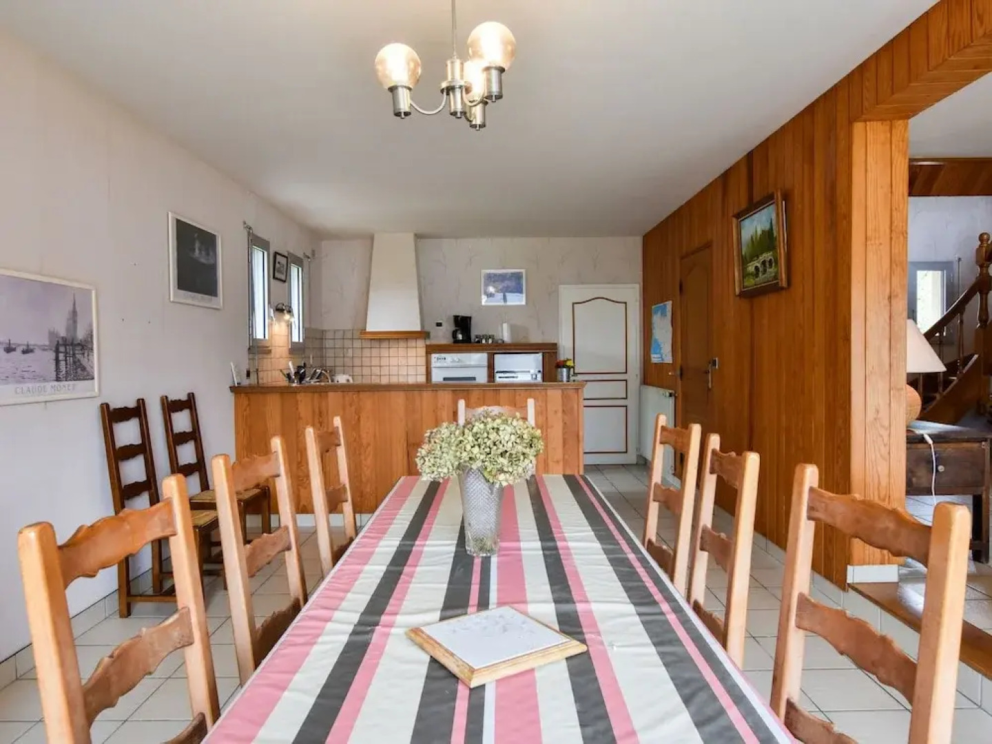 Holiday Home in Ambon With Bar, Balcony, Terrace,garden, BBQ