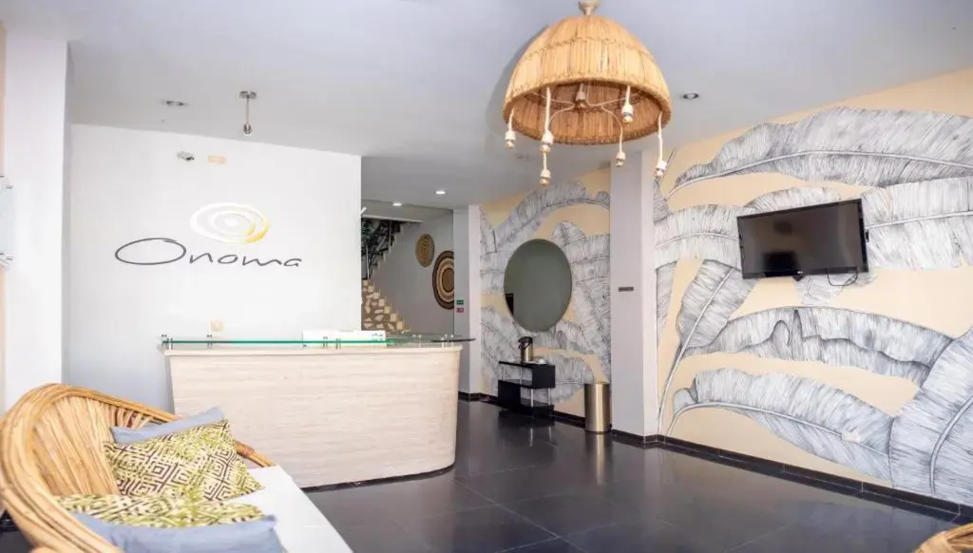 Onoma Hotel