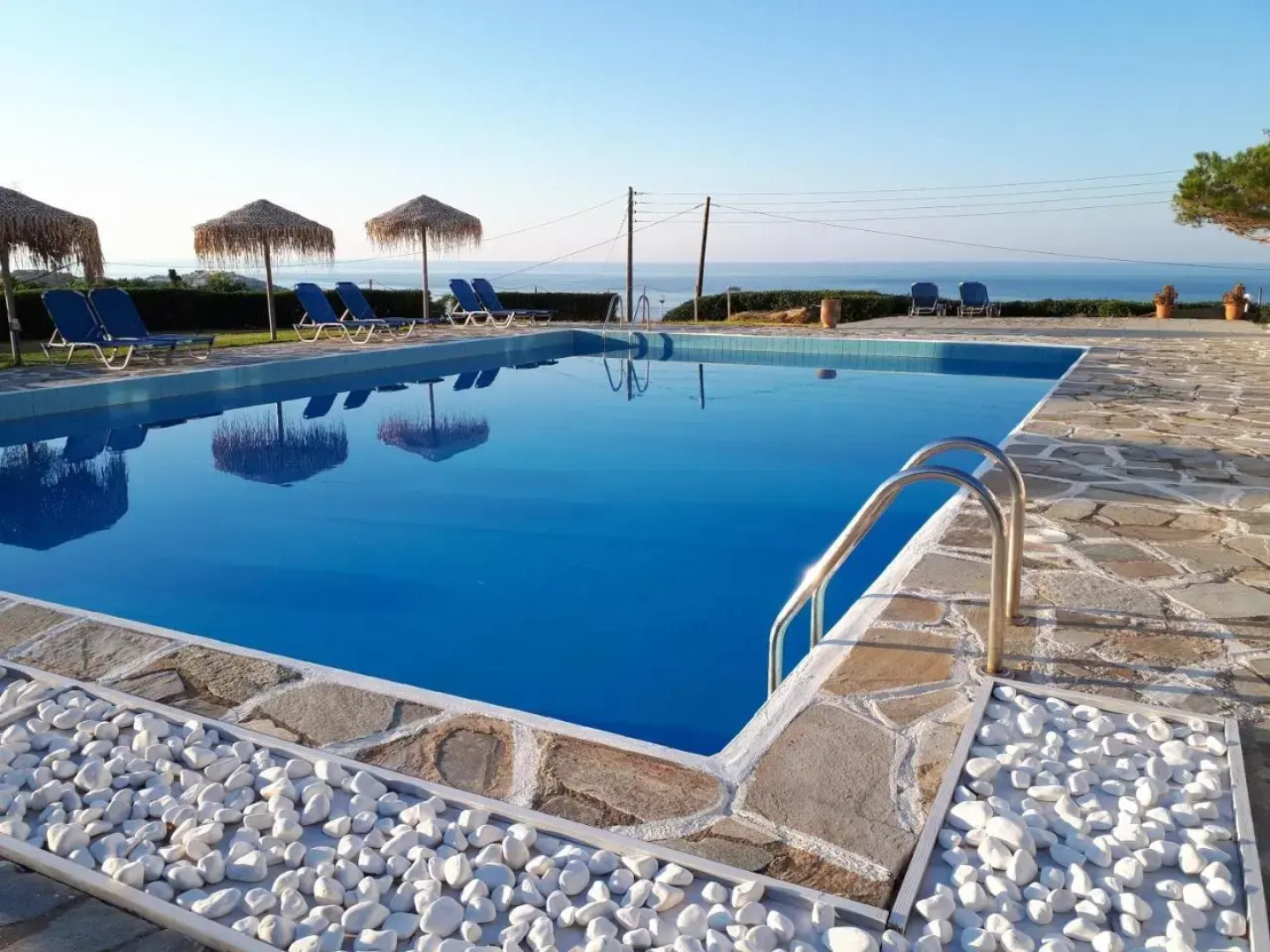 Bellevue Village Apartments Studios