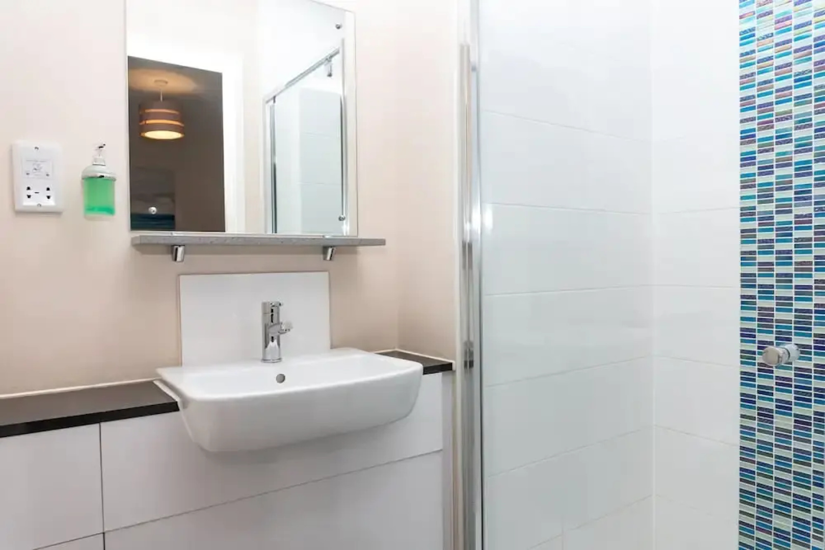 Magna House Apartments