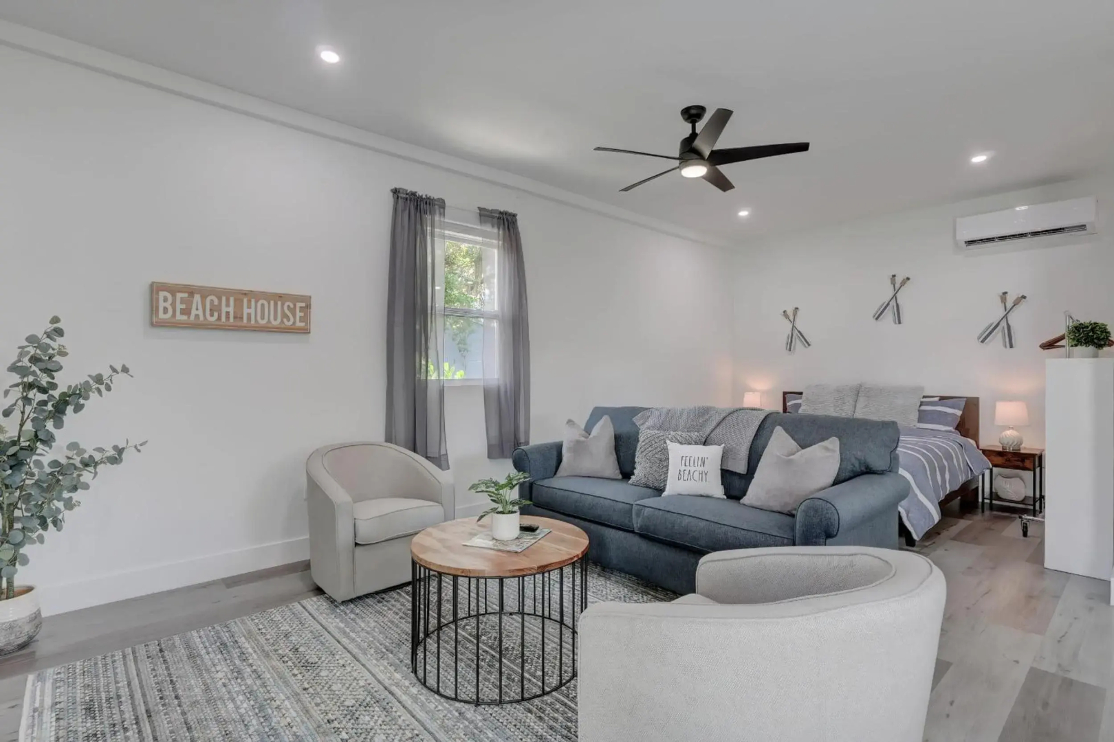 Guest House In a Downtown Bonita Springs Compound