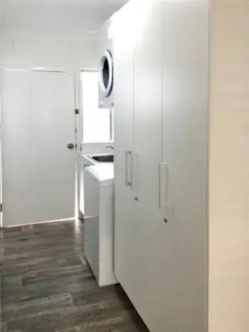 Booker Pde 34, Unit 2 - Pet Friendly -