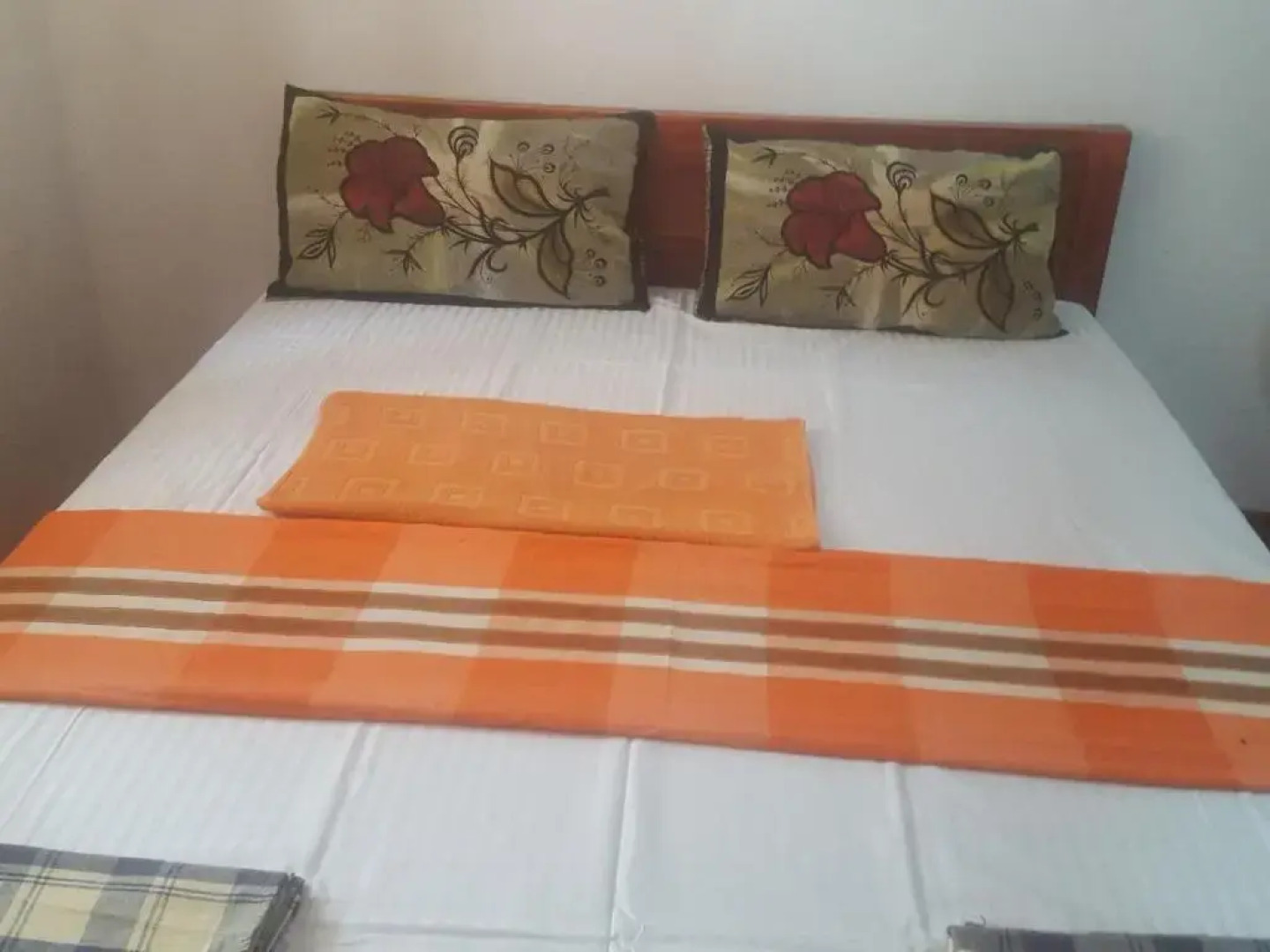 Soma HomeStay and Restaurant