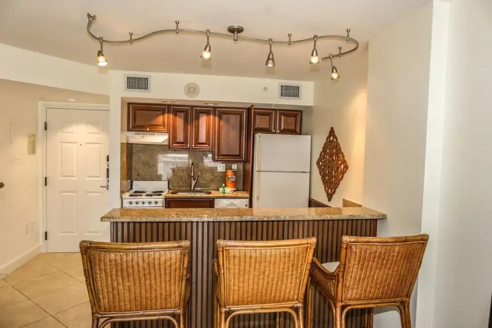 Lovers Key Resort 907