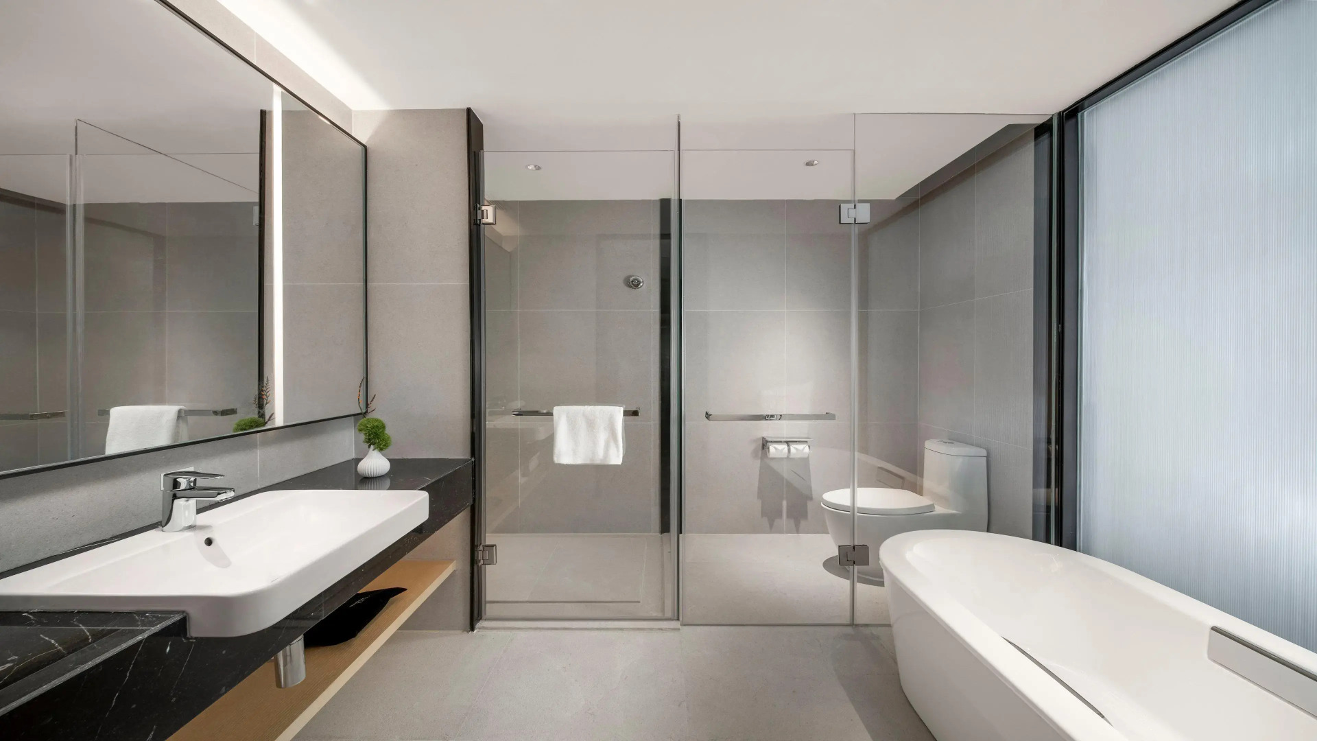 Holiday Inn Qinhuangdao Haigang by IHG