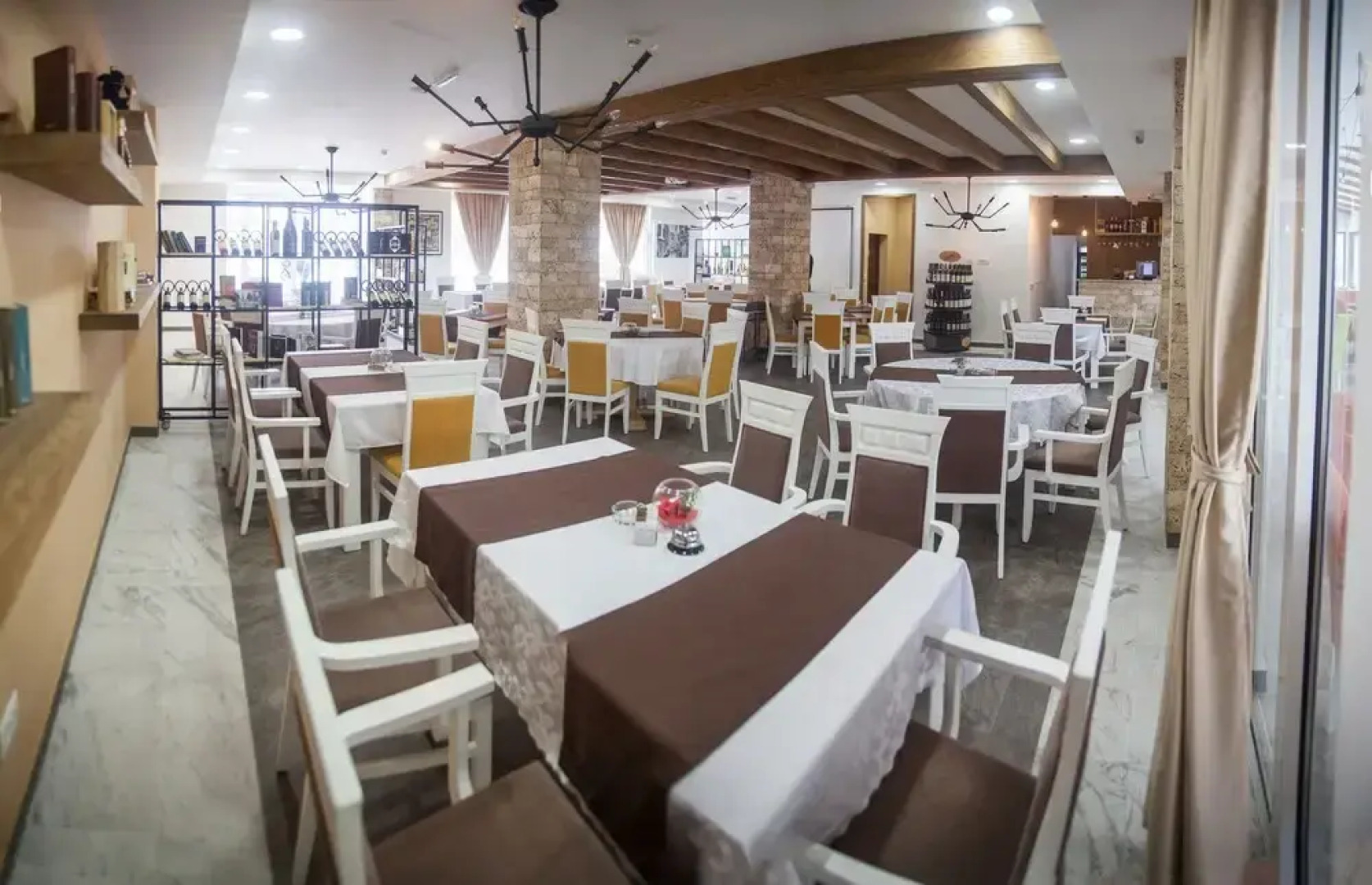 Serdar Small Hotel & Restaurant