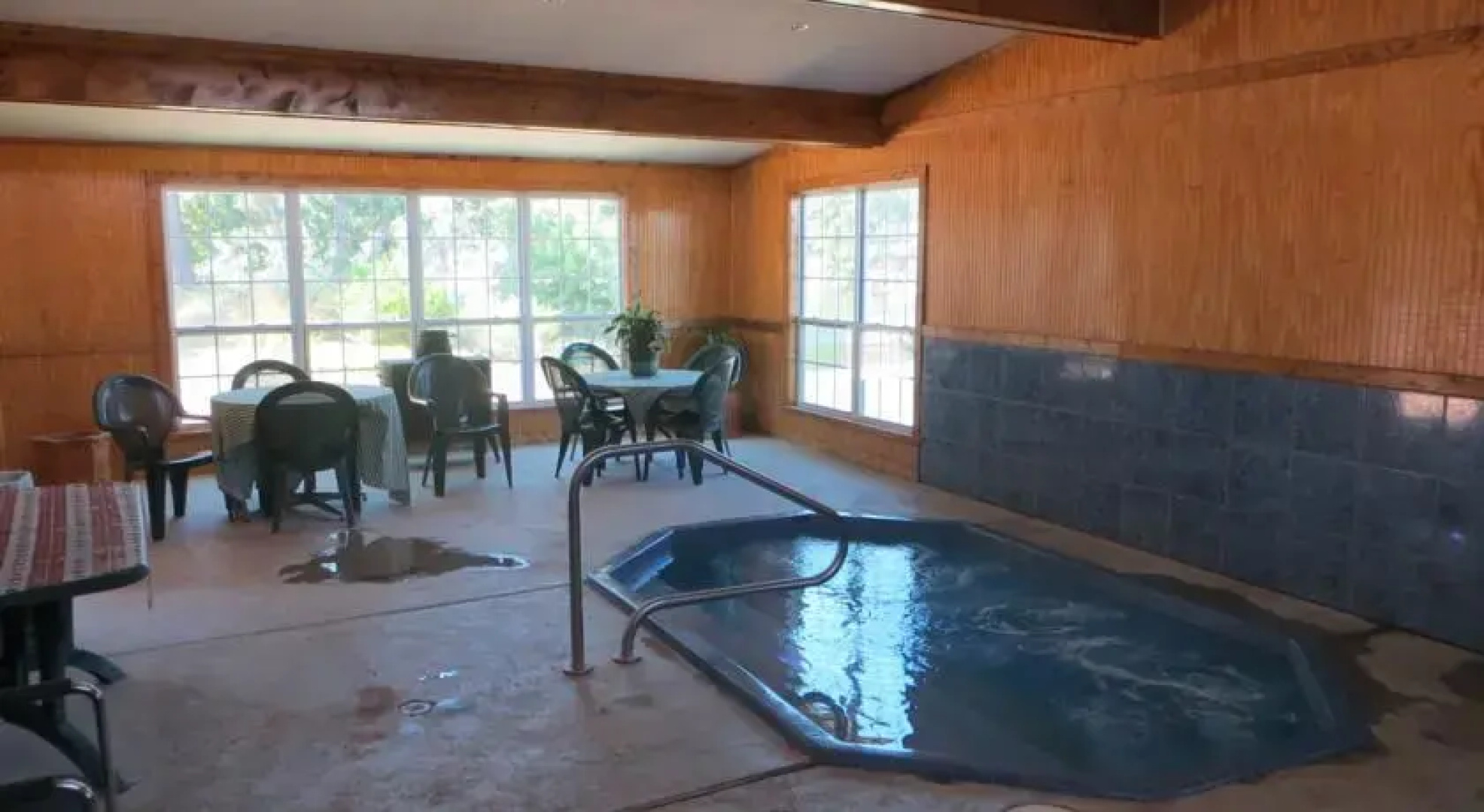 Emerald Lake Nude Resort
