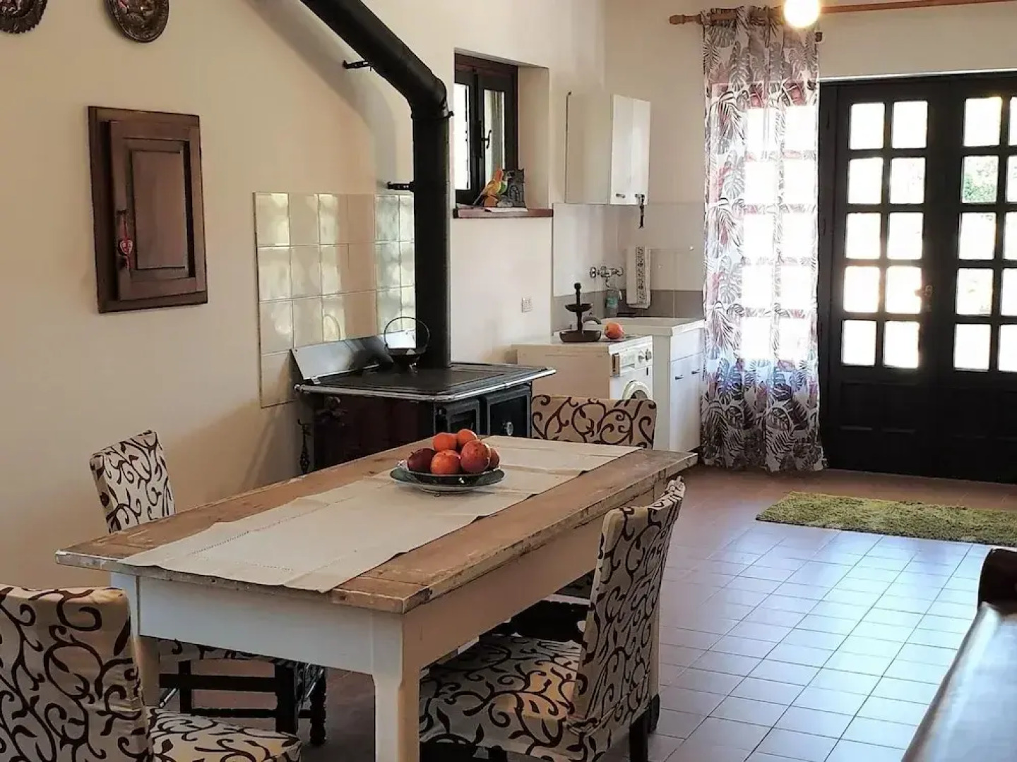 Vesime Villa With Garden