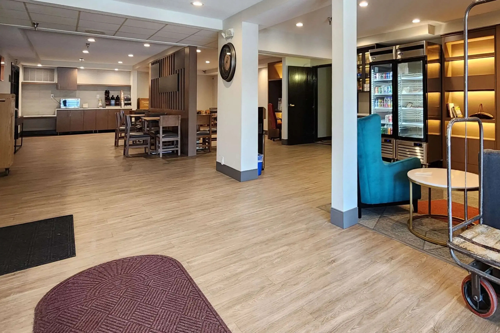 Comfort Inn & Suites Shakopee Downtown Area