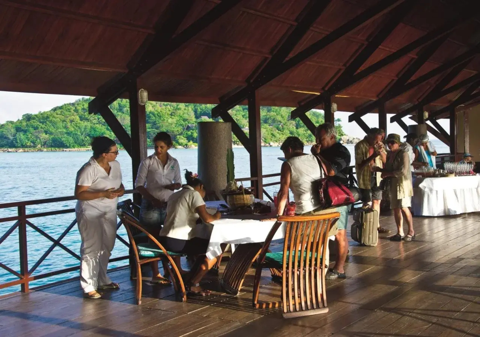 New Emerald Cove Hotel