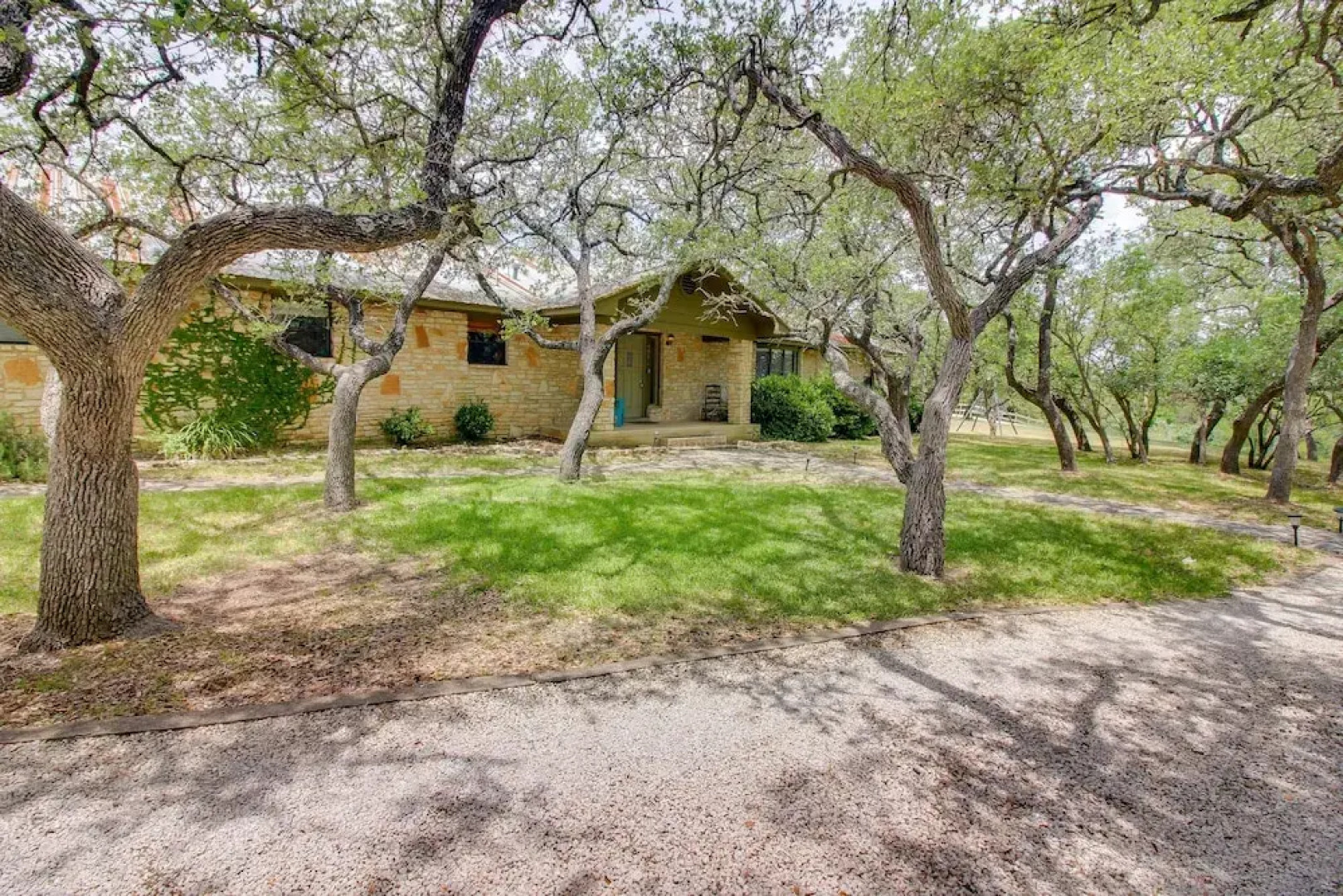 Whitetail Ridge Retreat