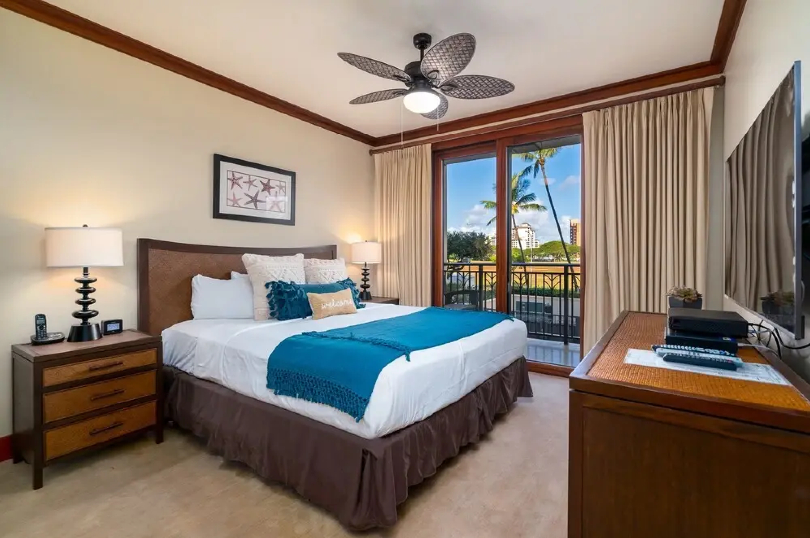 Hale Kahakai by Avantstay Beautiful Beach Villa w/ Pool!