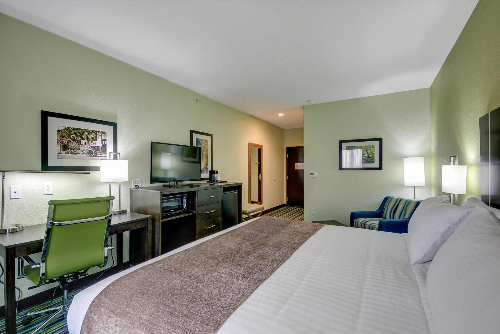 Holiday Inn Express & Suites Carrizo Springs by IHG