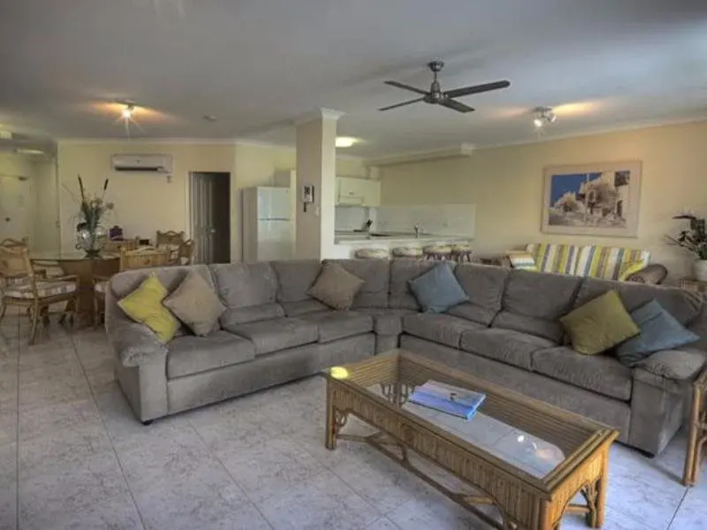 Costa Royale Trinity Beach