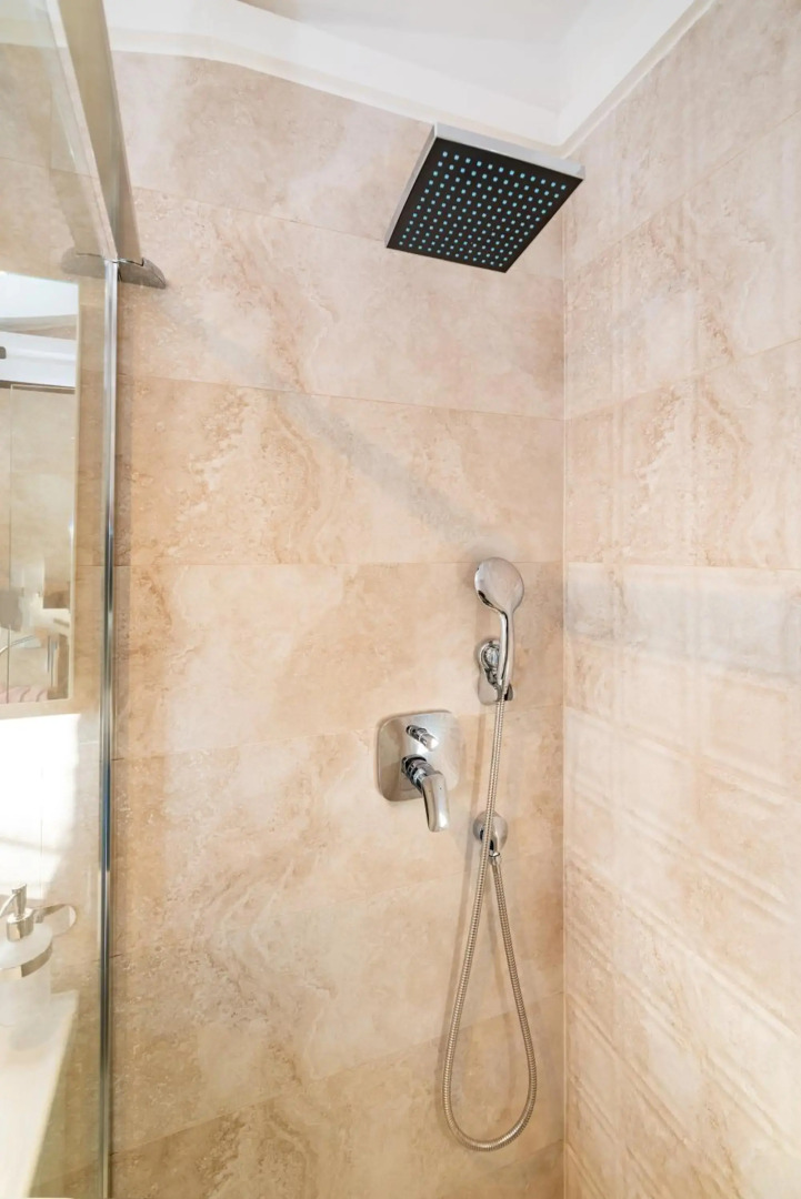 Mediterranean terrace apartment with Bikes & SUP