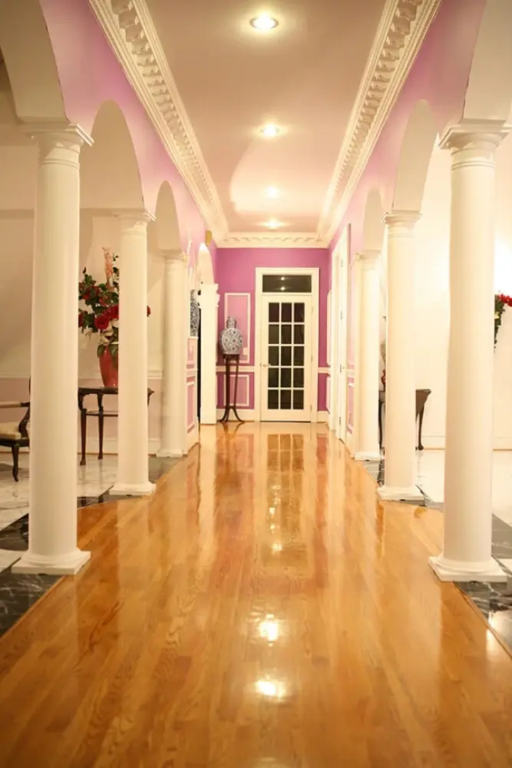 Rosewood Manor Bed & Breakfast
