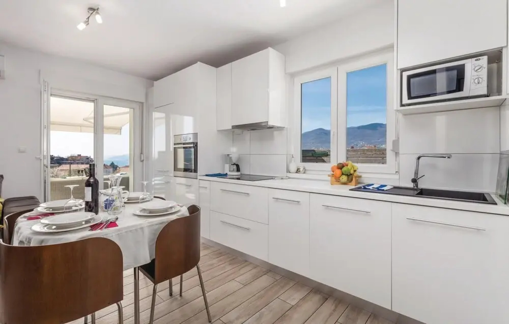 Beautiful Home in Kastav With Wifi and 2 Bedrooms