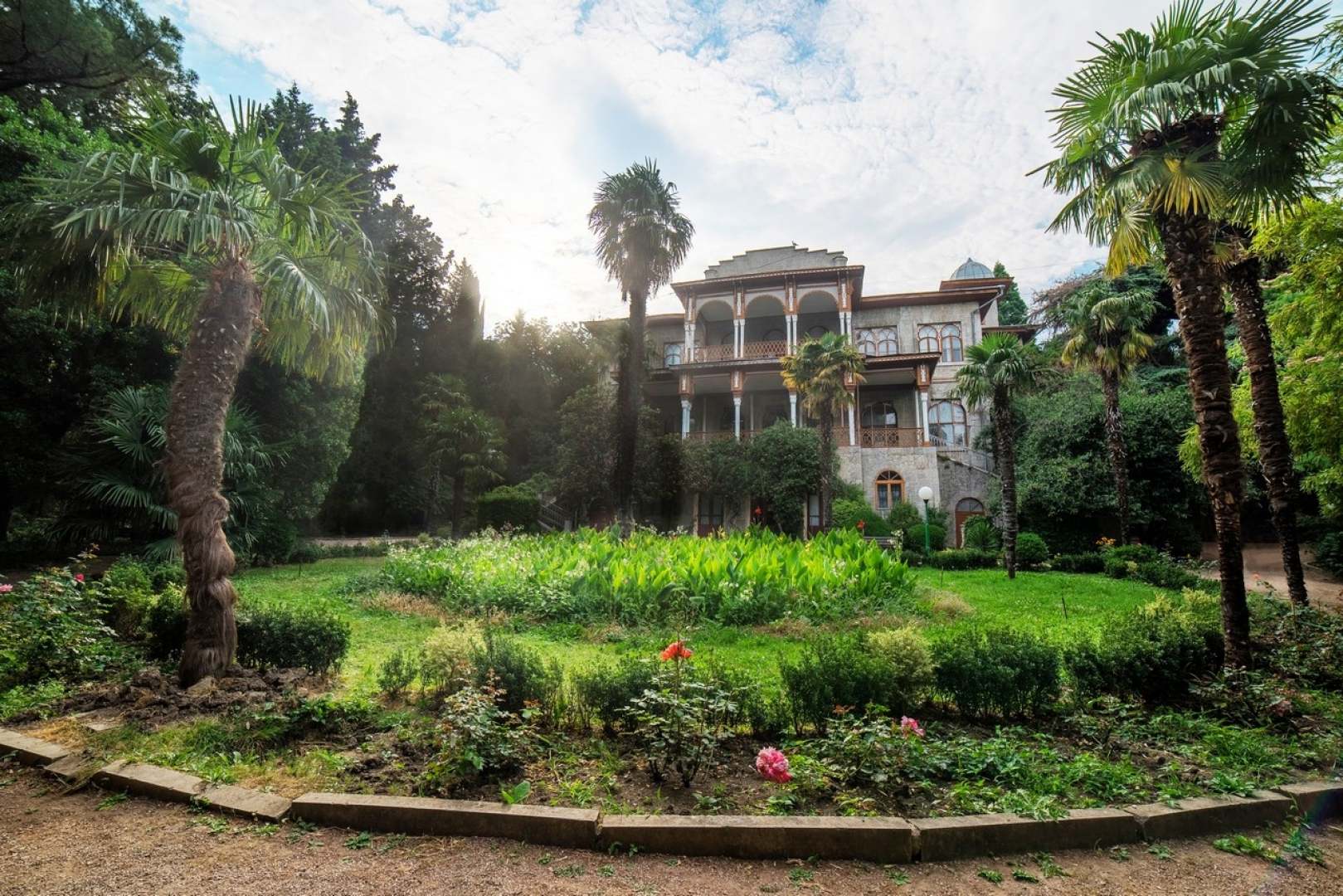 Вилла Дивный Мир Карасан