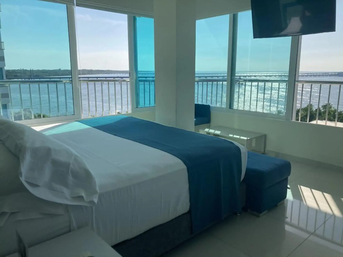 Hotel Santorini Casablanca Santa Marta