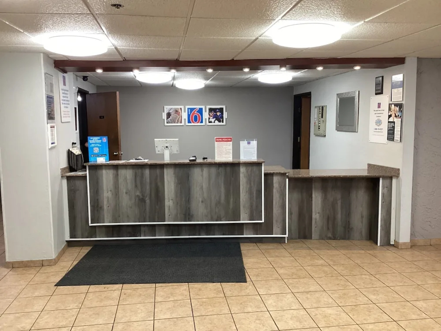 Days Inn Bridgeview