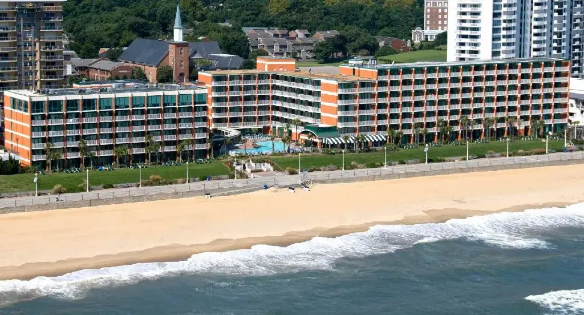 Holiday Inn & Suites Virginia Beach North Beach by IHG