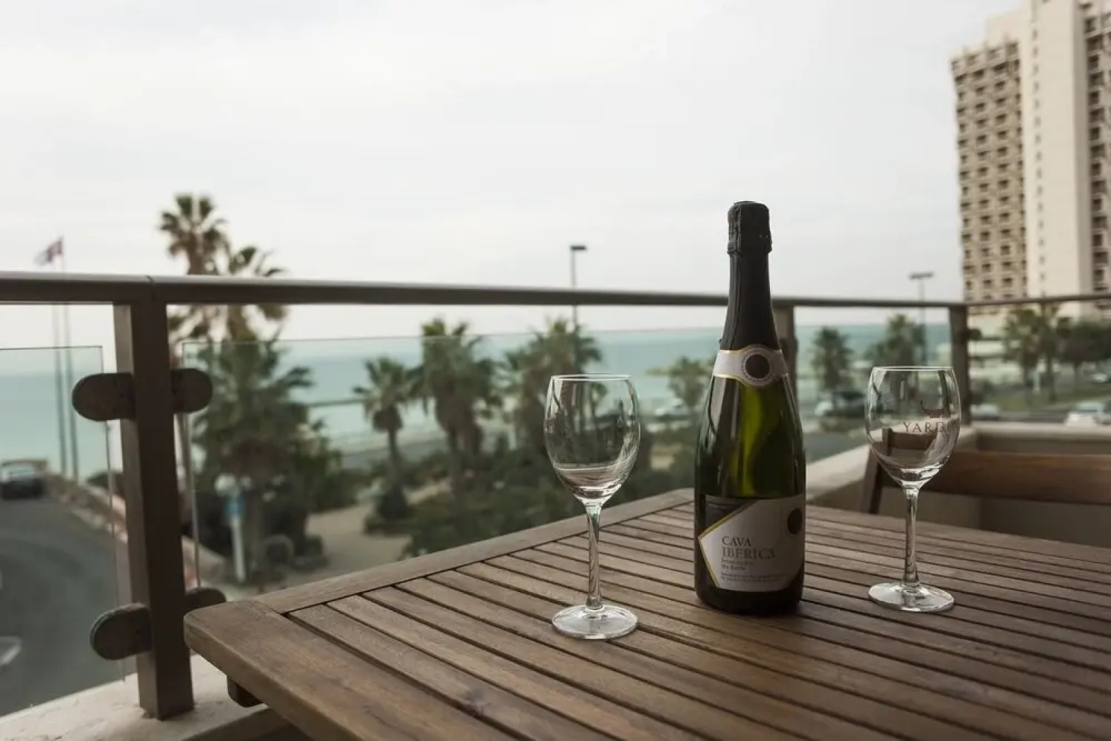 Check In TLV