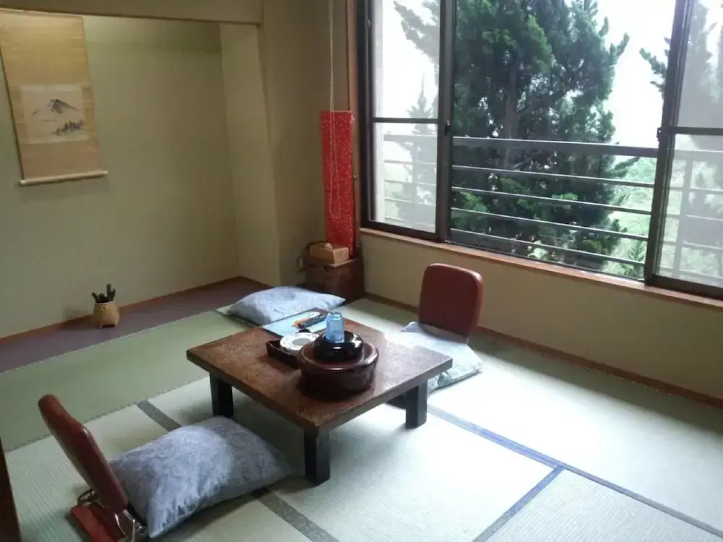 Yugawara Onsen Apolosou