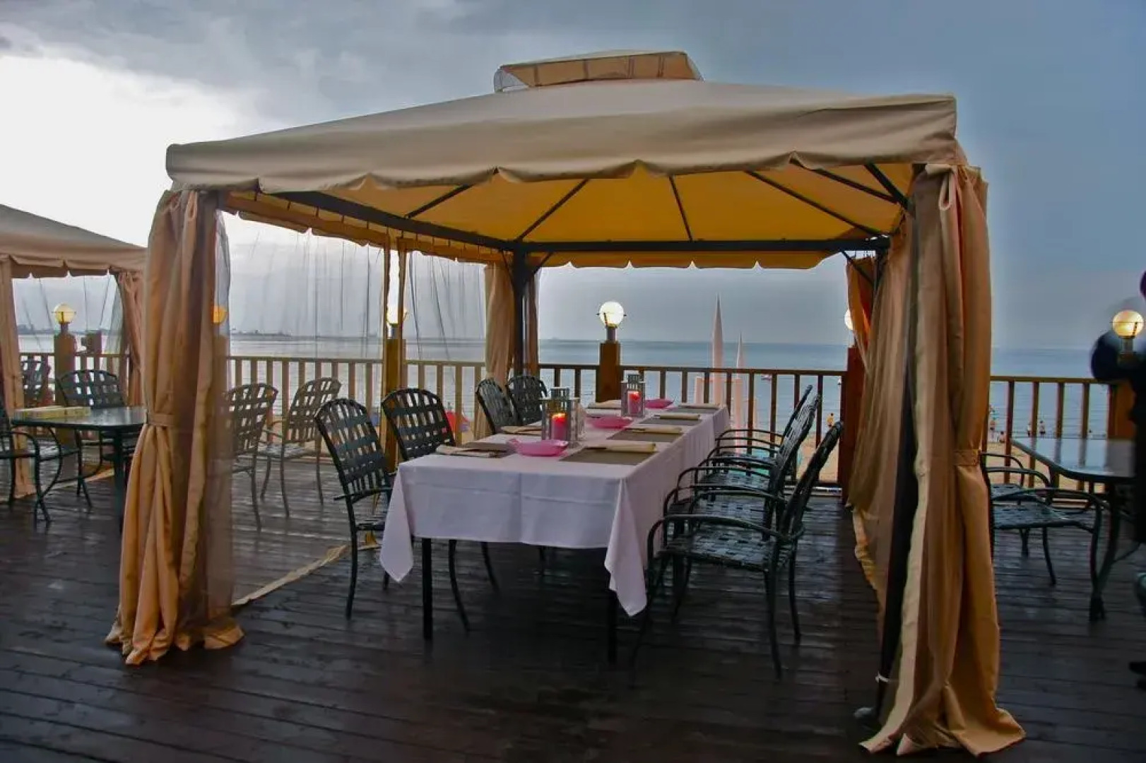 New Century Sea View Hotel Qinhuangdao