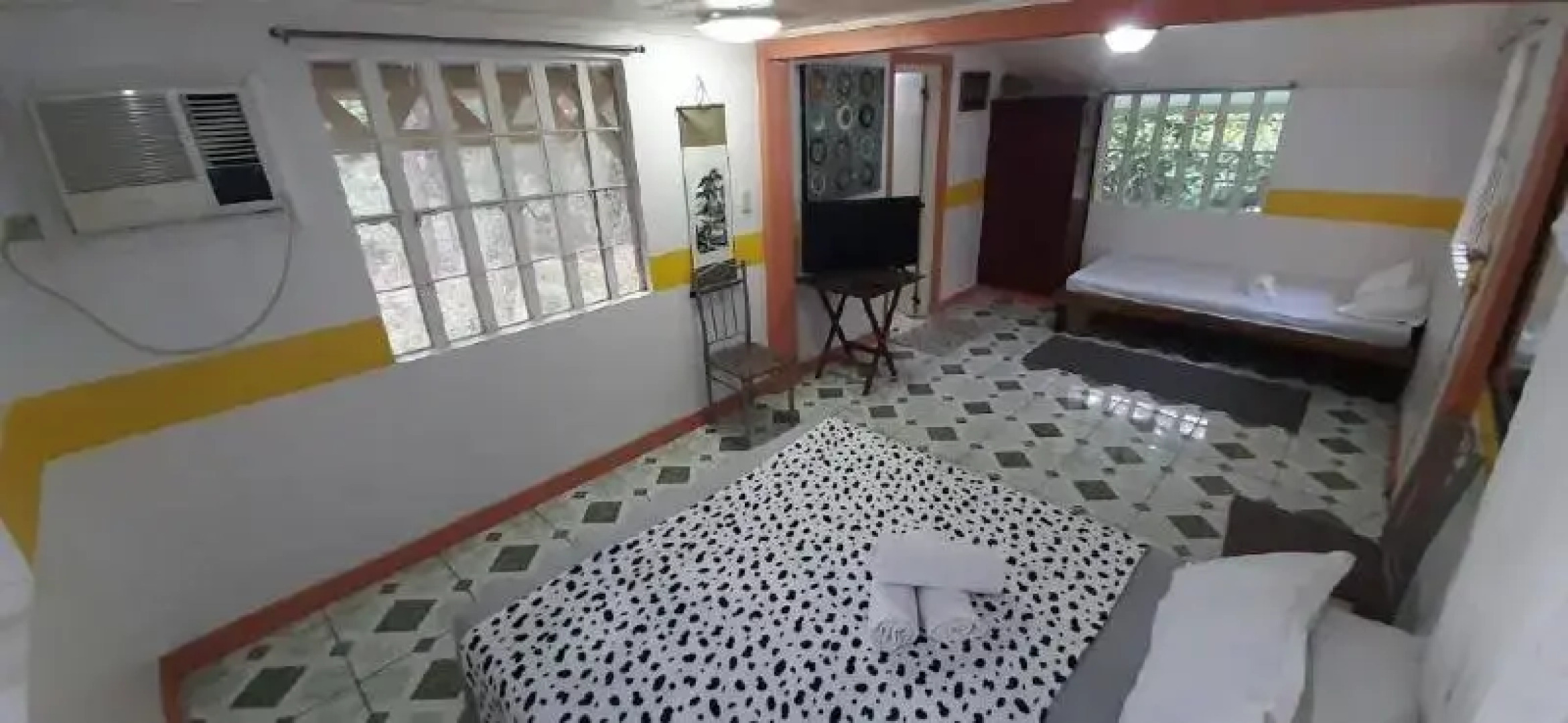 RedDoorz Hostel @ Ragsak Kamp Beach Resort