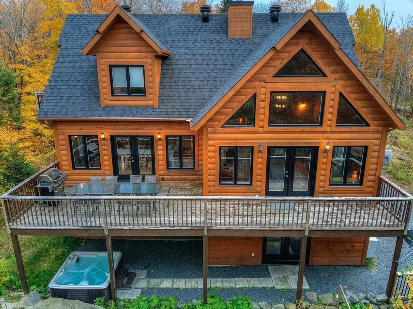 Chalet supérieur Le Mont-calm